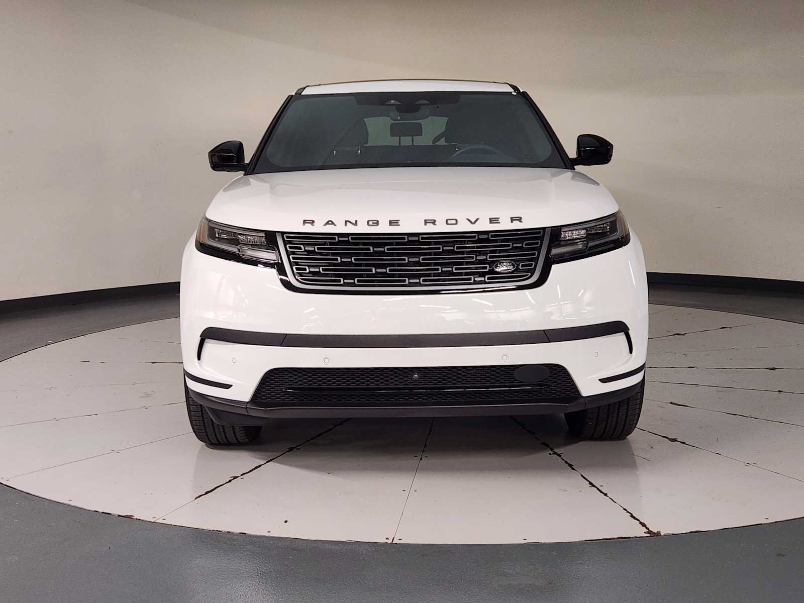 Used 2026 Land Rover Range Rover Velar S AWD/4WD image 9