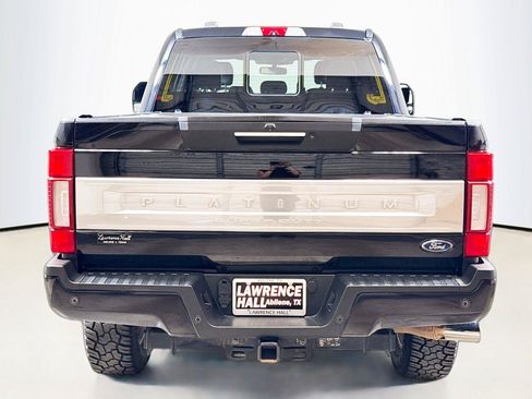 Used 2022 Ford F250 Platinum AWD/4WD image 5