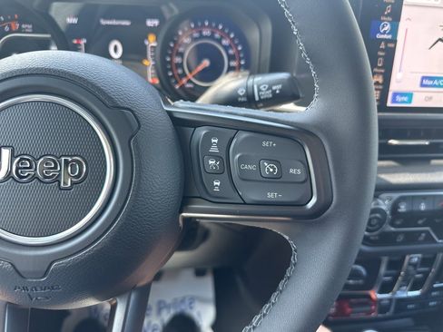 New 2025 Jeep Gladiator Willys image 63