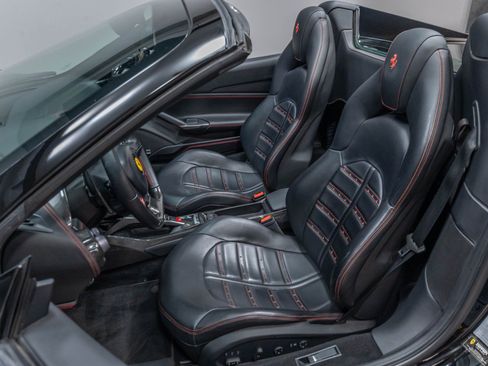 Used 2016 Ferrari 488 Spider RWD image 10