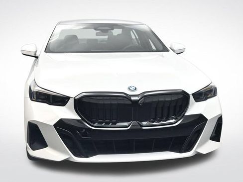 New 2027 BMW 550e xDrive AWD/4WD image 11