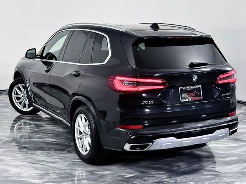 Used 2019 BMW X5 xDrive50i w/ Executive Package AWD/4WD image 12