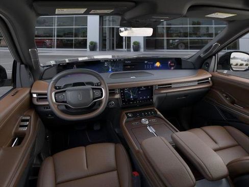 New 2026 Lincoln Navigator L Reserve image 9