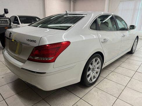 Used 2012 Hyundai Equus Signature RWD image 9