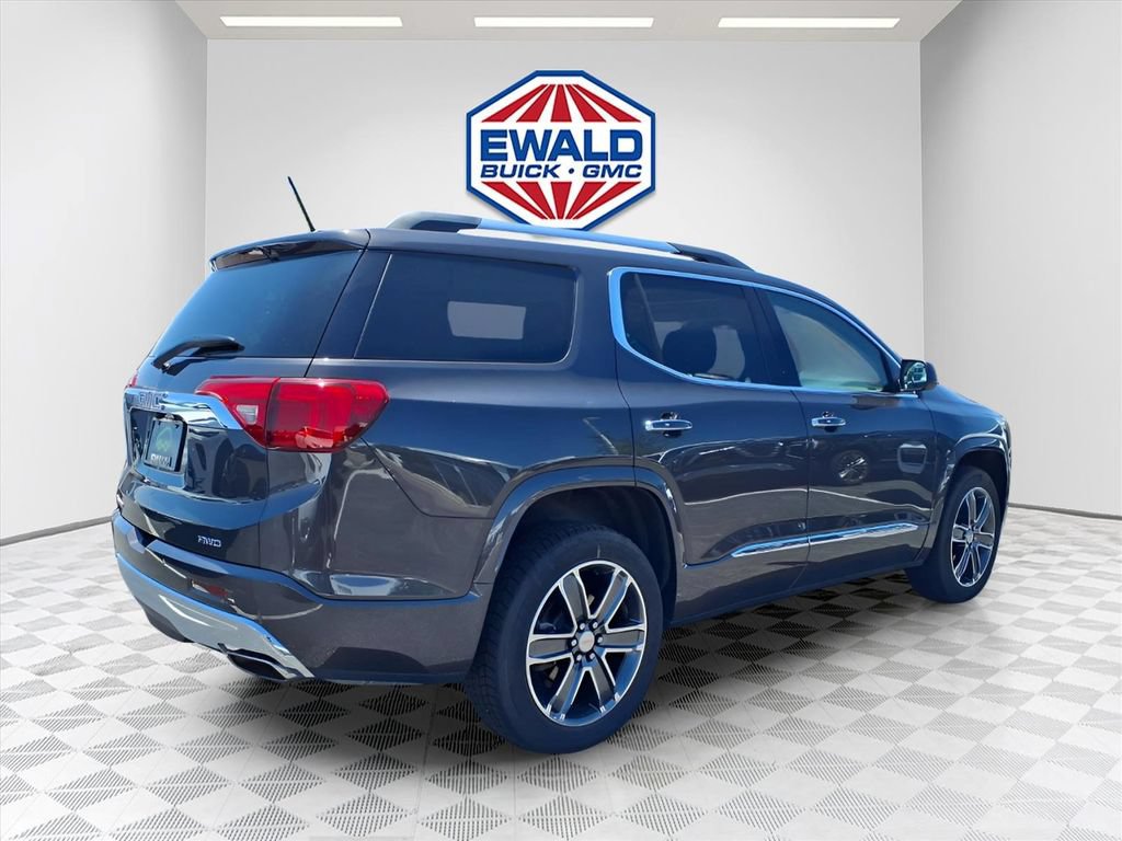 Certified 2019 GMC Acadia Denali w/ Technology Package AWD/4WD image 4