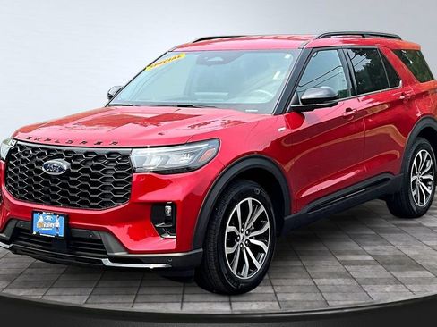 New 2026 Ford Explorer ST-Line AWD/4WD image 2