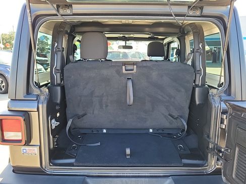 Used 2020 Jeep Wrangler Sport image 12
