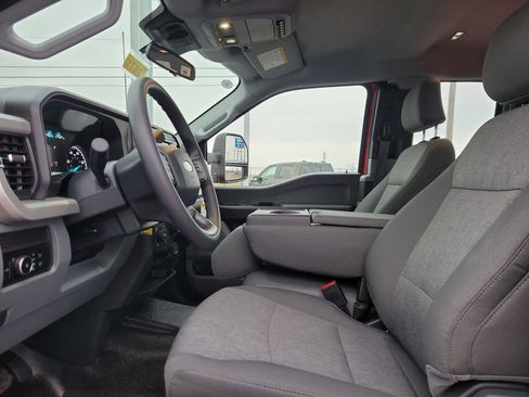 New 2026 Ford F250 XL w/ XL Off-Road Package image 16