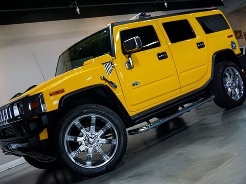 Used 2005 HUMMER H2 w/ Preferred Equipment Group image 70