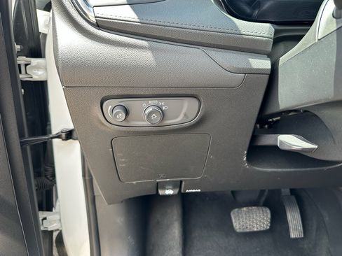 Used 2025 Buick Encore GX Preferred FWD image 20
