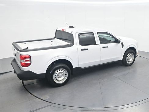 Used 2025 Ford Maverick XL w/ Equipment Group 102A AWD/4WD image 21