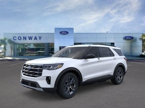 New 2026 Ford Explorer Active w/ Active Comfort Package AWD/4WD image 1