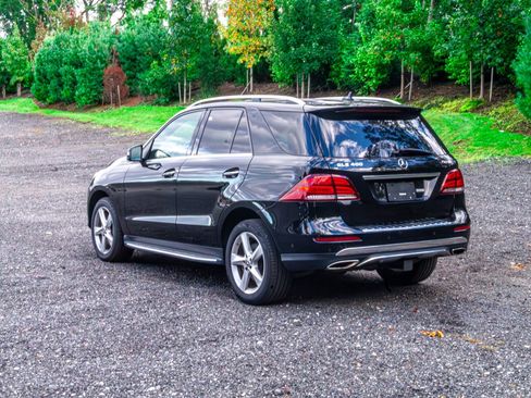 Used 2019 Mercedes-Benz GLE 400 4MATIC image 6