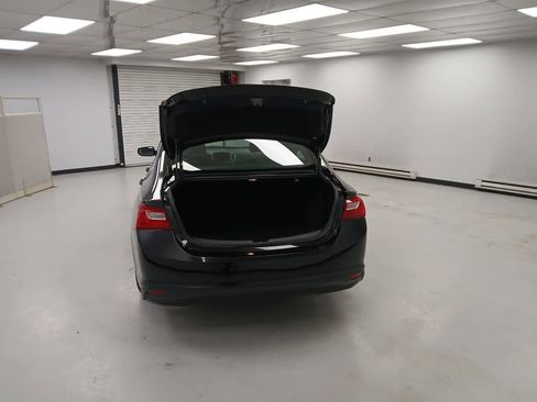 Used 2024 Chevrolet Malibu LT image 5