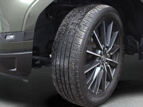 Used 2024 Lexus GX 550 w/ Accessory Package (31) AWD/4WD image 47