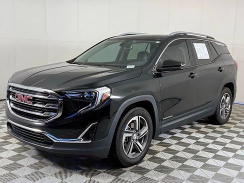 Used 2021 GMC Terrain SLT w/ Infotainment Package II image 3