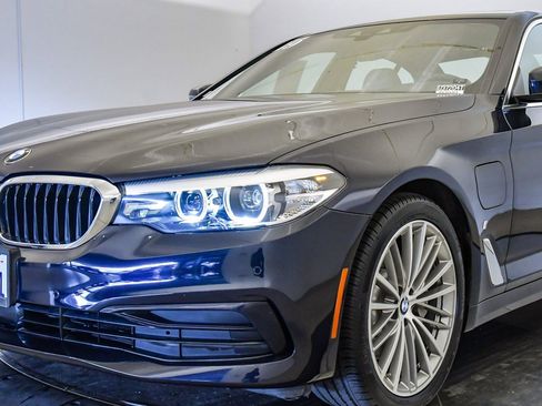 Used 2019 BMW 530e image 9