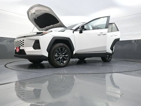 Used 2026 Toyota RAV4 XLE Premium AWD/4WD image 41