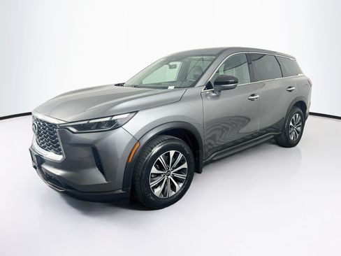 Used 2023 INFINITI QX60 Pure FWD image 3