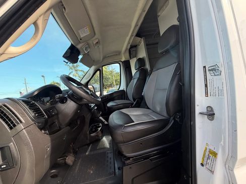 Used 2023 RAM ProMaster 3500 FWD image 16