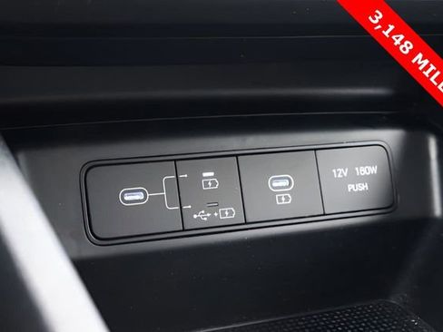 Used 2025 Hyundai Tucson SE image 22