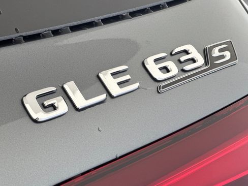 New 2026 Mercedes-Benz GLE 63 AMG S image 21