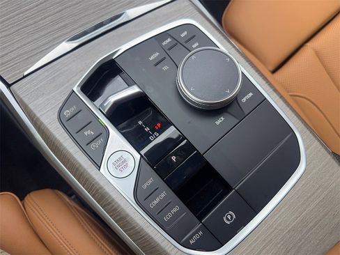 Used 2025 BMW 230i Coupe w/ M Sport Package image 65