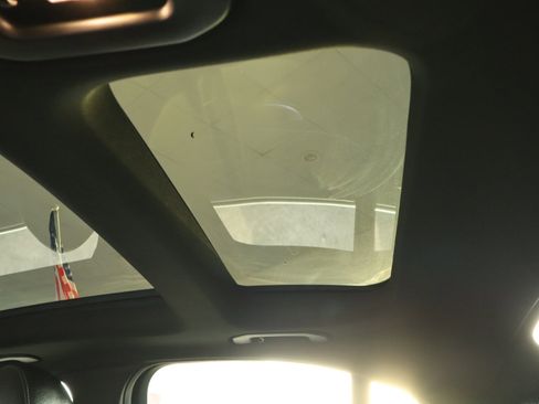 Used 2019 Mercedes-Benz C 300 4MATIC Sedan image 40