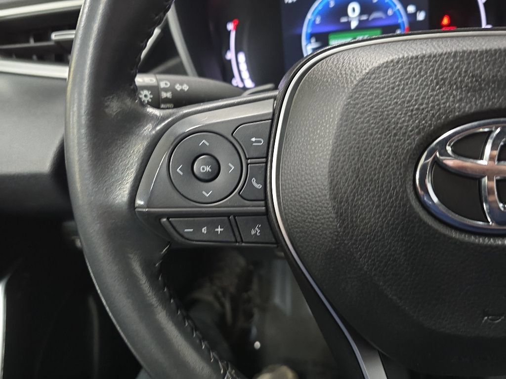 Used 2023 Toyota Corolla XSE FWD image 19