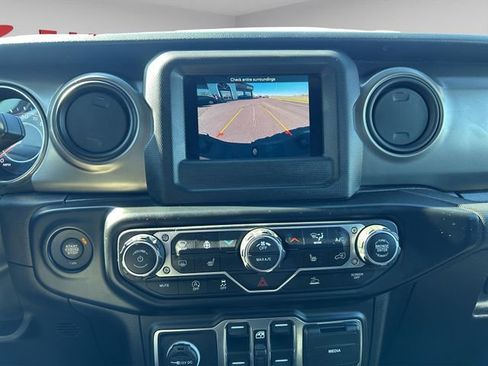 Used 2022 Jeep Gladiator Sport AWD/4WD image 20
