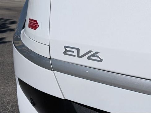New 2026 Kia EV6 Light RWD image 13