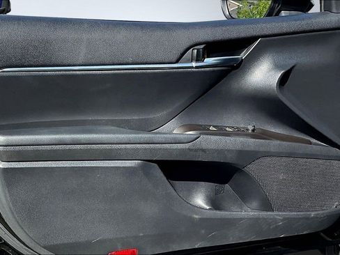 Used 2024 Toyota Camry SE FWD image 16
