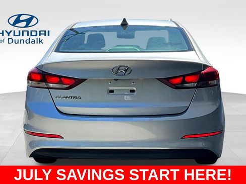 Used 2017 Hyundai Elantra SE FWD image 7