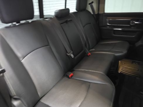 Used 2017 RAM 3500 Laramie w/ Sport Appearance Group AWD/4WD image 17