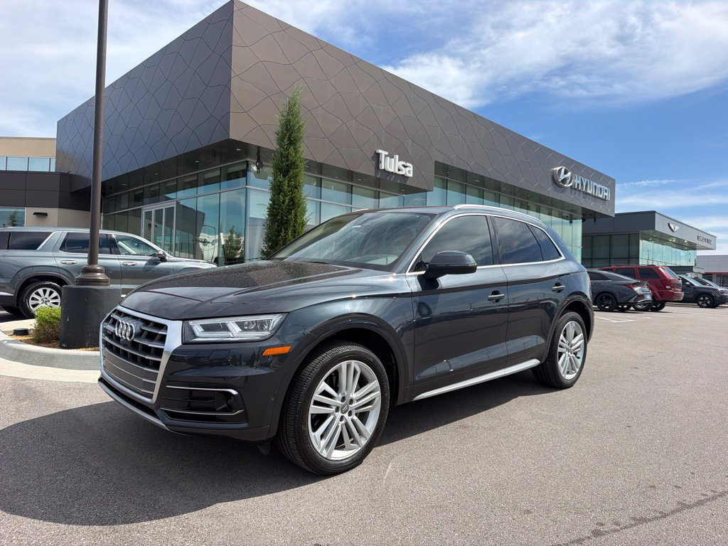 Used 2019 Audi Q5 Prestige w/ Prestige Package AWD/4WD image 1