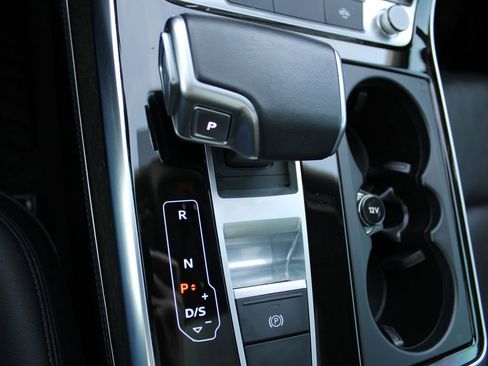 Used 2024 Audi Q7 2.0T Premium Plus image 36