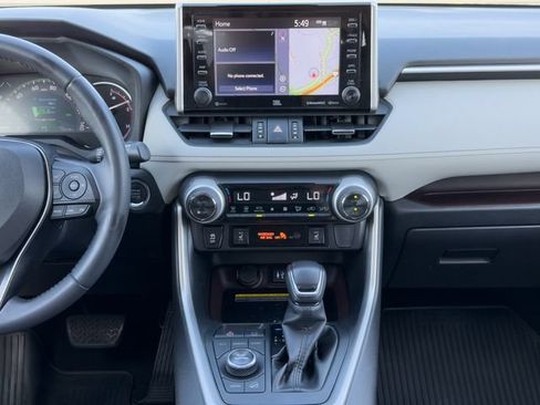 Certified 2019 Toyota RAV4 Limited AWD/4WD image 21