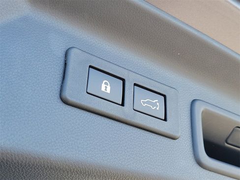 New 2026 Subaru Forester Premium image 7