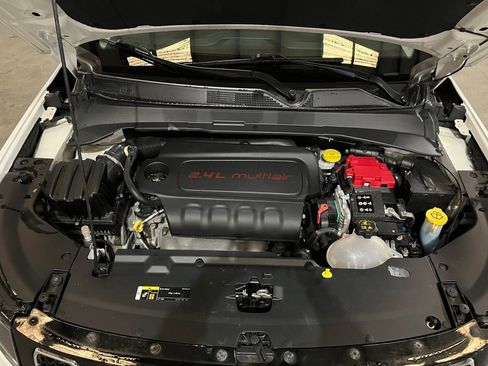 Used 2020 Jeep Compass Limited image 13