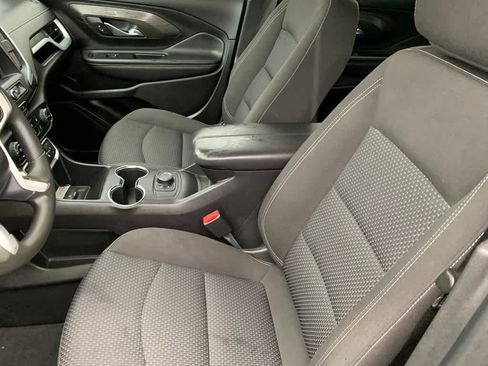 Used 2023 GMC Terrain SLE w/ Elevation Edition AWD/4WD image 18
