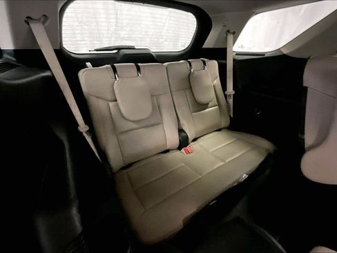 Used 2020 Ford Explorer XLT w/ Equipment Group 202A image 27