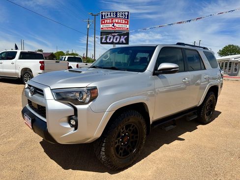 Used 2021 Toyota 4Runner TRD Off-Road Premium w/ Convenience Package (TMS) image 1