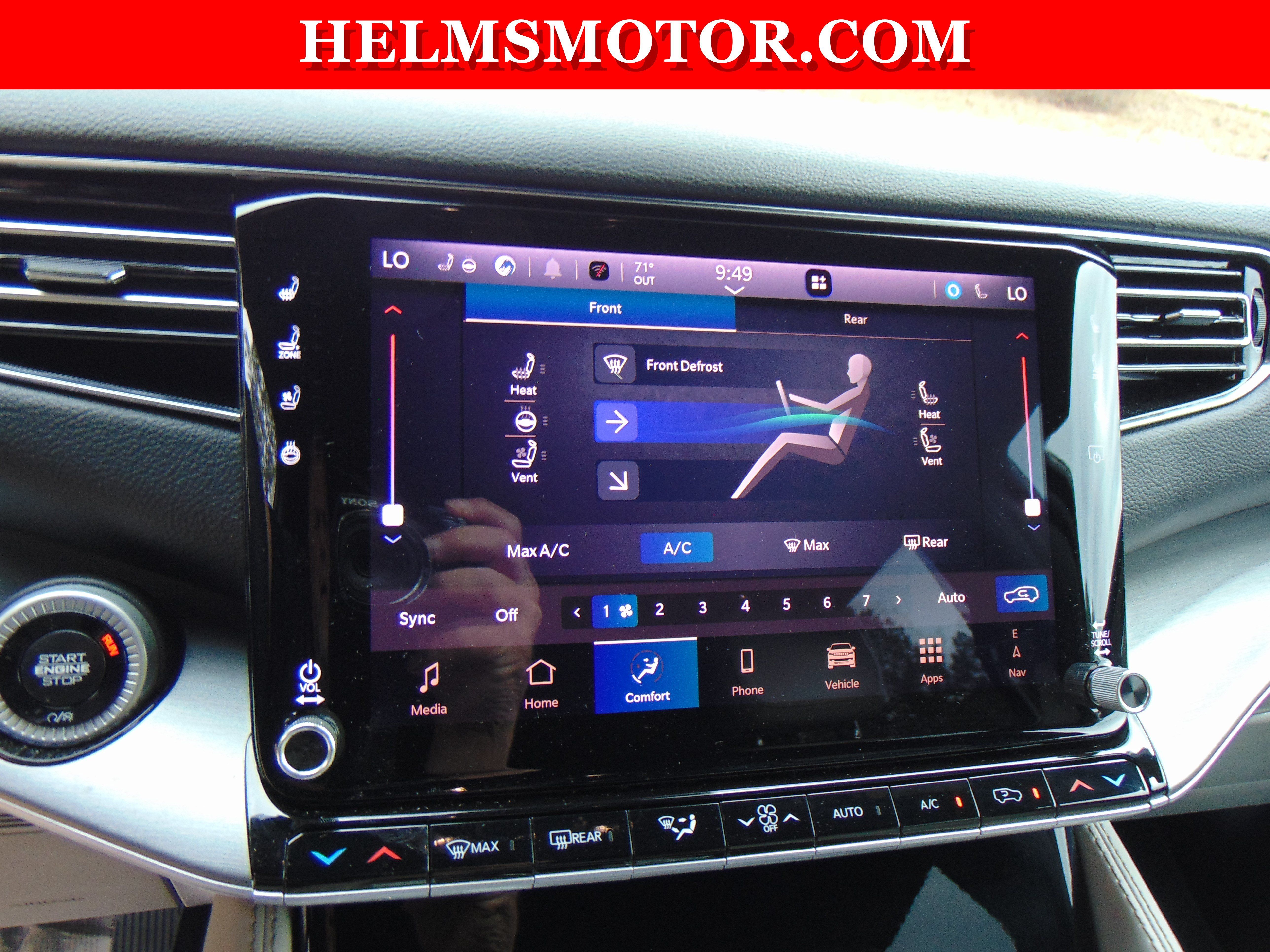 Used 2025 Jeep Wagoneer 4WD image 34