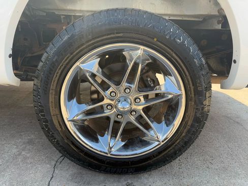 Used 2005 Ford F150 Lariat image 24