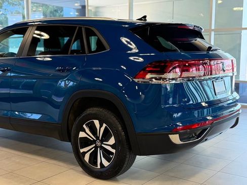 Used 2025 Volkswagen Atlas Cross Sport SE AWD/4WD image 13