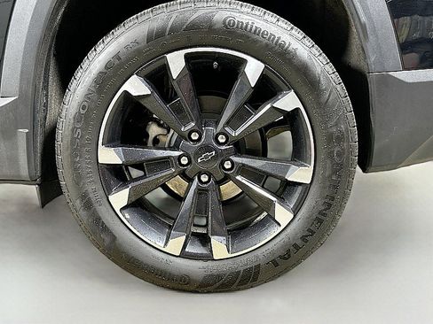 Used 2025 Chevrolet Equinox RS w/ Safety and Technology Package image 32