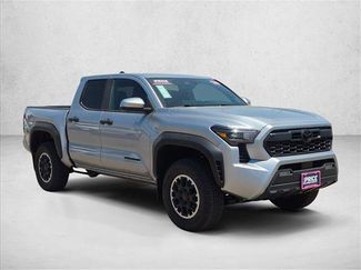 Used 2026 Toyota Tacoma TRD Off-Road w/ TRD Off Road Upgrade Package AWD/4WD video 3