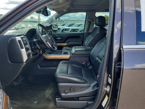 Used 2015 Chevrolet Silverado 1500 LTZ w/ LTZ Plus Package AWD/4WD image 14