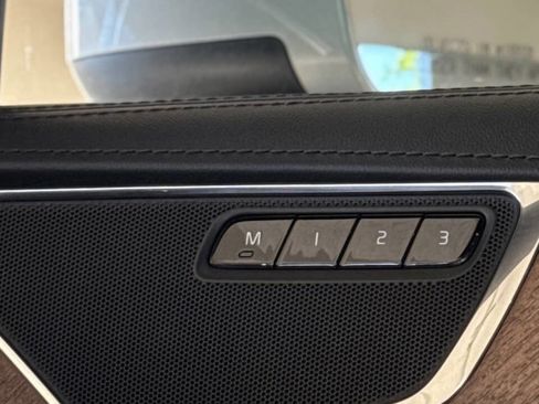 Used 2016 Volvo XC90 T6 Inscription w/ Vision Package image 34