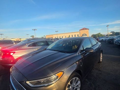 Used 2020 Ford Fusion Energi Titanium image 3
